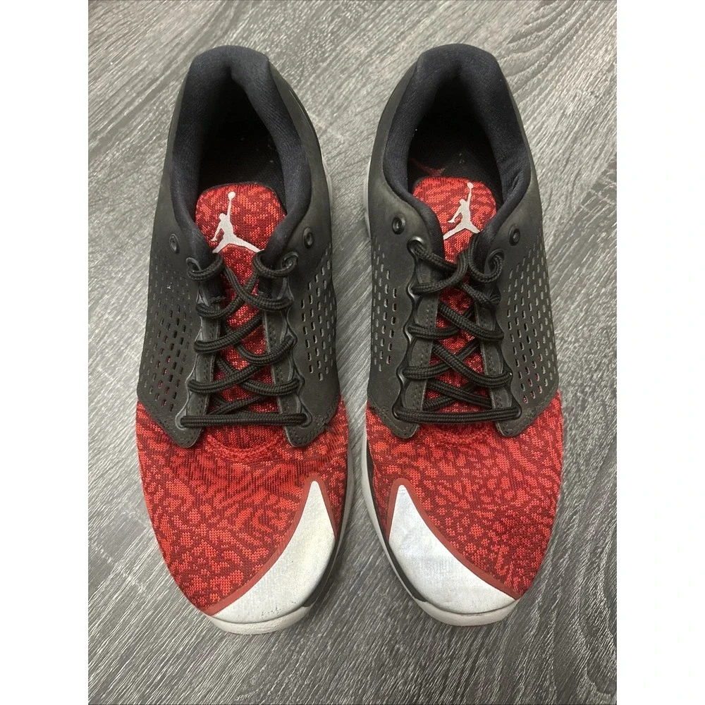 Jordan Trainer ST Shoes Mens Size 9.5 Team Red Black Athletic Sneaker 820253-002